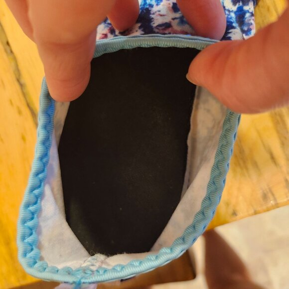 FitKicks Women’s Size M (7-8) Cloud Burst Special Edition Active Slip-On Shoes - Picture 6 of 6